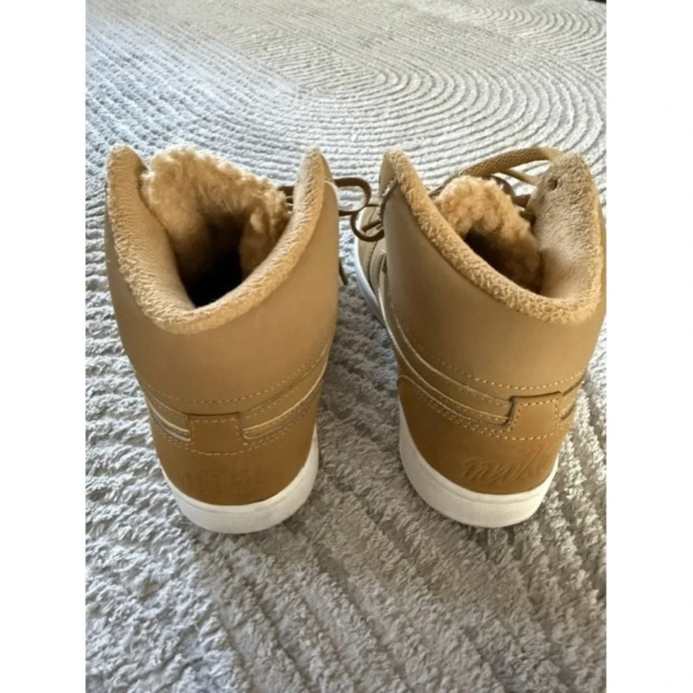 Nike Court Borough Mid Winter Wheat Tan Faux Fur High Top Sneakers Womens 7.5